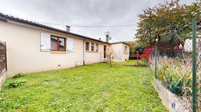 Maison - 101 m² - 6 pièces