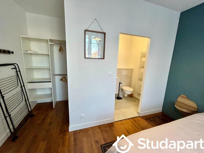 Chambre - 13 m² - 1 pièce