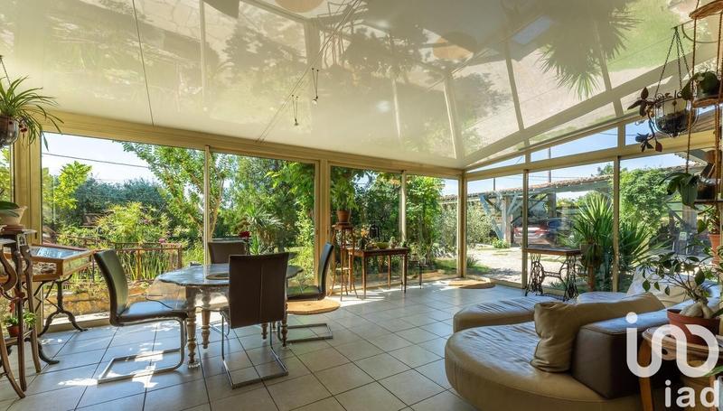 Maison - 212 m² - 9 pièces