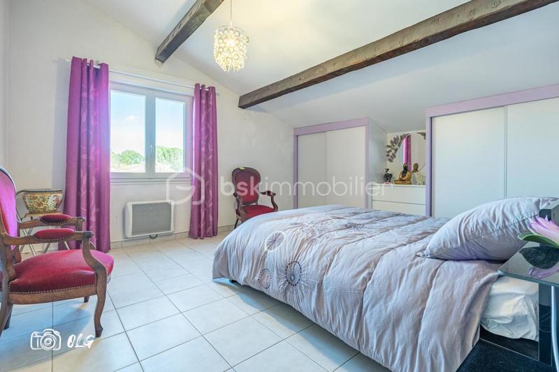 Propriété - 210 m² - 5 pièces