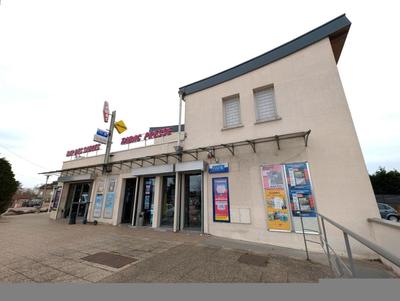 Fonds de commerce - 240 m²