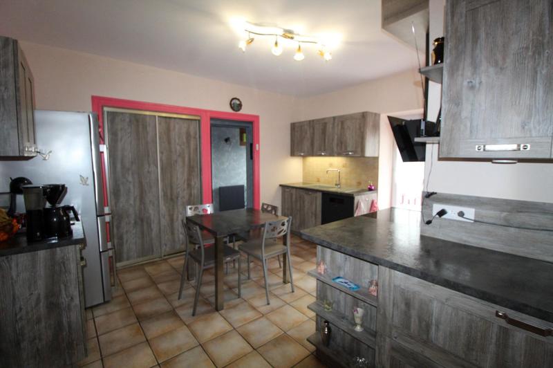 Maison - 106 m² - 5 pièces