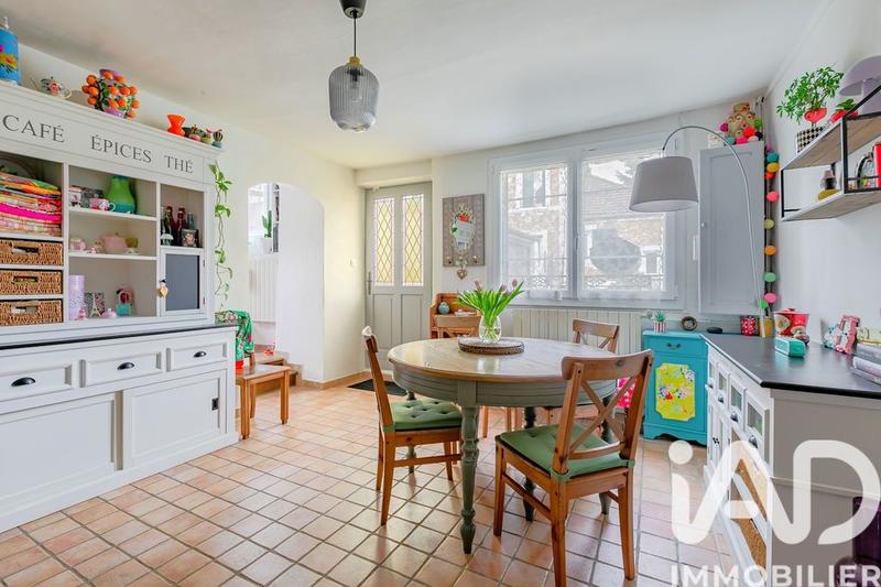 Maison - 120 m² - 7 pièces