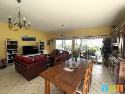 Maison - 168 m² - 5 pièces