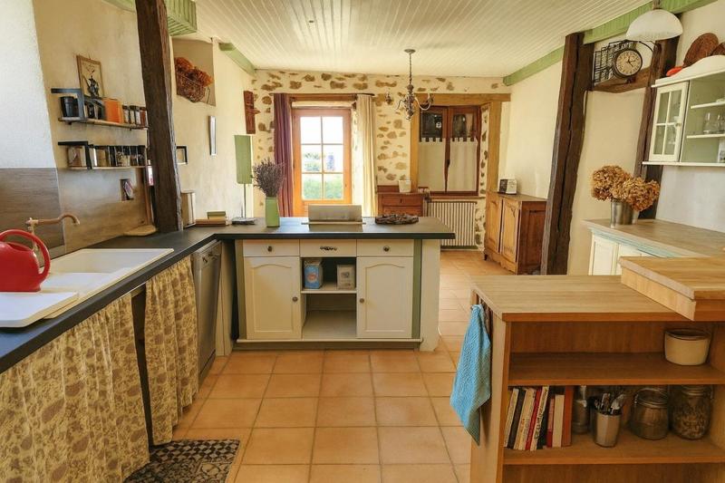 Maison en pierre - 208 m² - 5 pièces
