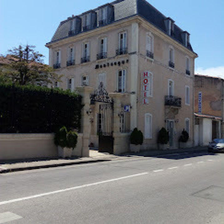 Immeuble - 1 340 m² - 21 pièces