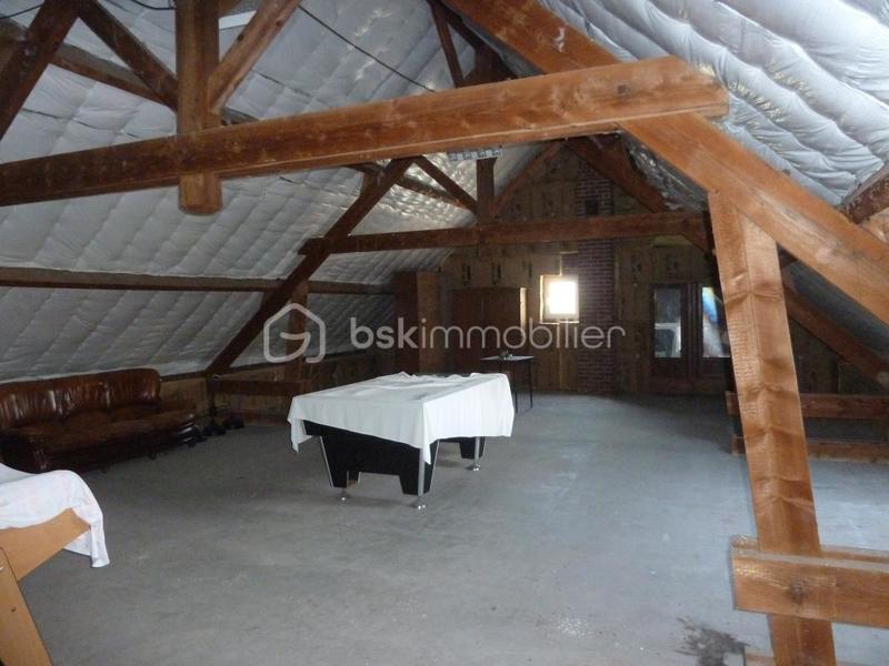 Demeure - 205 m² - 11 pièces