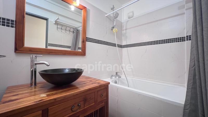 Appartement - 76 m² - 4 pièces