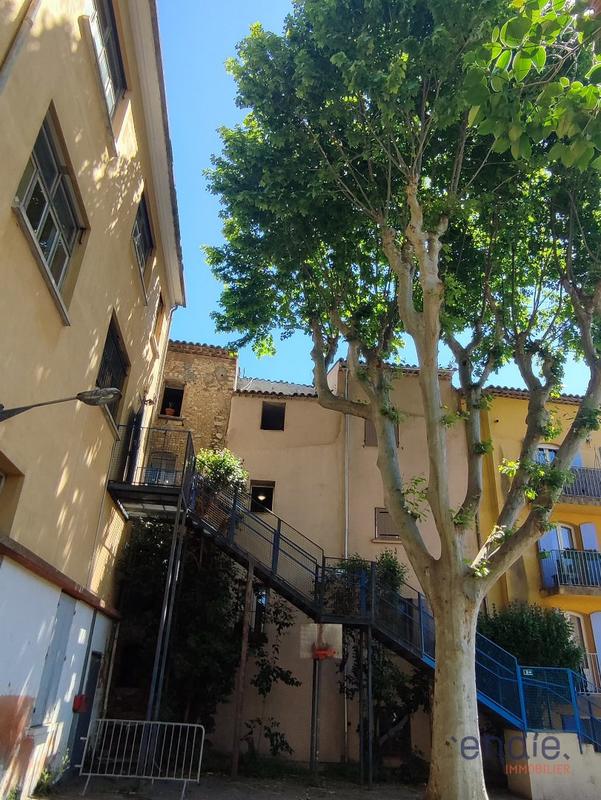 Appartement - 81 m² - 3 pièces