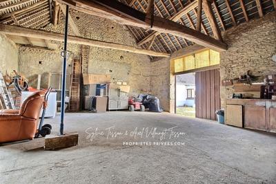 Maison - 102 m² - 6 pièces