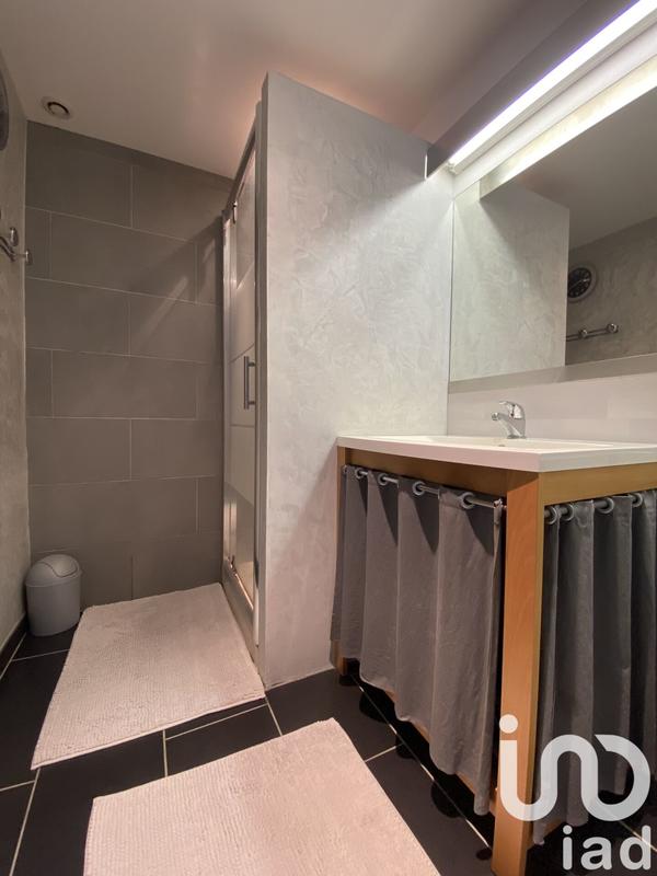 Maison - 239 m² - 7 pièces