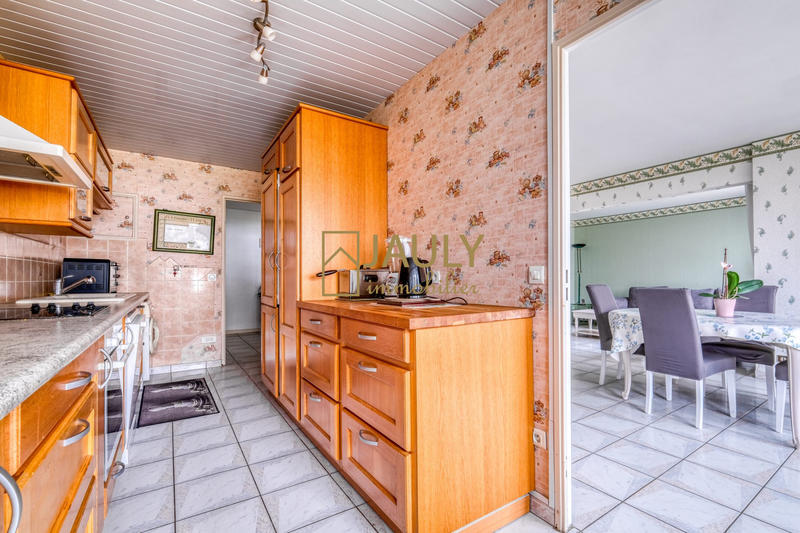 Appartement - 91 m² - 4 pièces