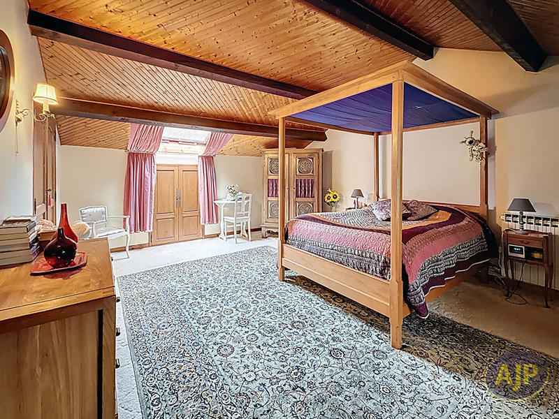 Maison - 155 m² - 6 pièces