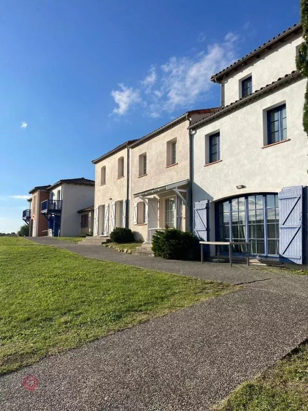 Immeuble - 3 600 m²