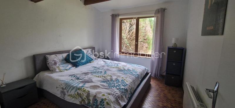 Maison - 99 m² - 6 pièces