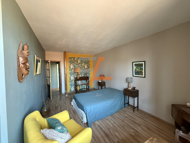 Maison - 175 m² - 6 pièces