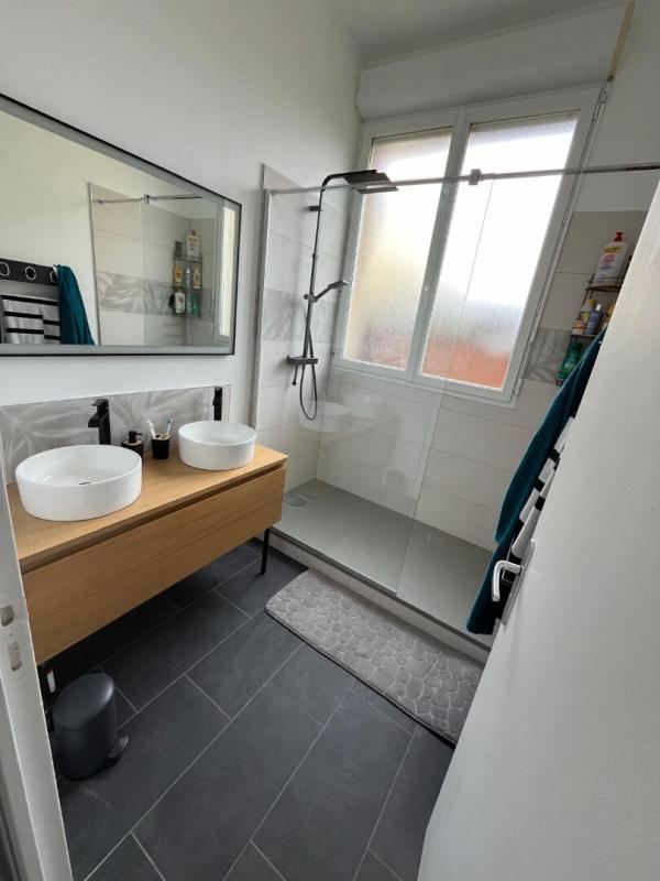 Appartement - 79 m² - 4 pièces