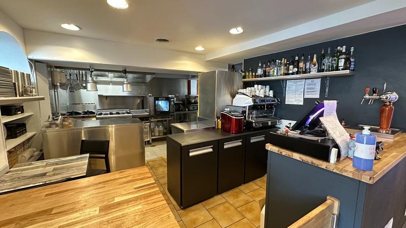 Fonds de commerce - 114 m²