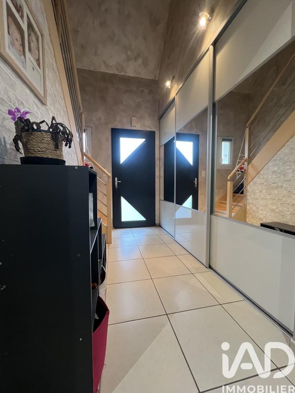 Maison - 121 m² - 5 pièces