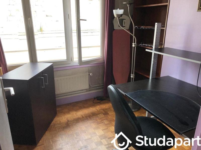 Chambre - 11 m² - 1 pièce