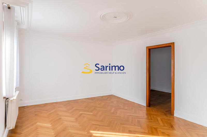 Appartement - 142 m² - 4 pièces