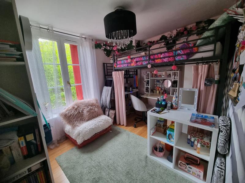 Maison - 111 m² - 6 pièces