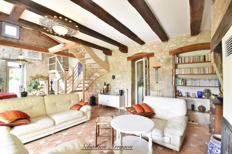 Maison - 135 m² - 5 pièces