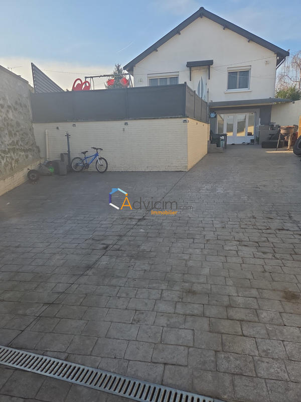 Maison - 150 m² - 7 pièces