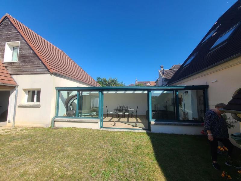 Maison - 215 m² - 6 pièces