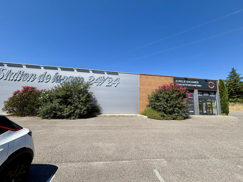 Local commercial - 175 m²