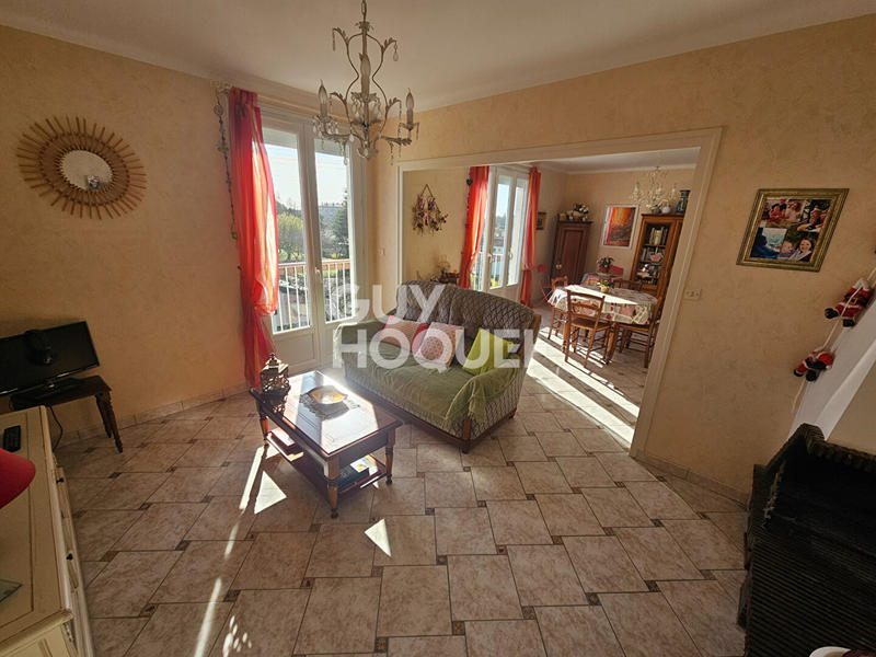 Appartement - 94 m² - 4 pièces