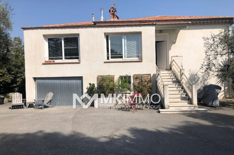 Appartement - 90 m² - 4 pièces