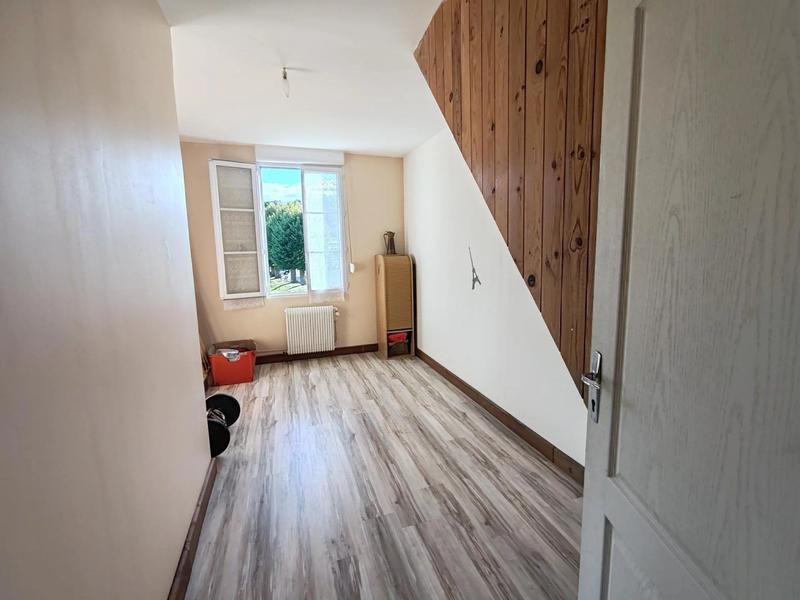 Maison - 228 m² - 11 pièces