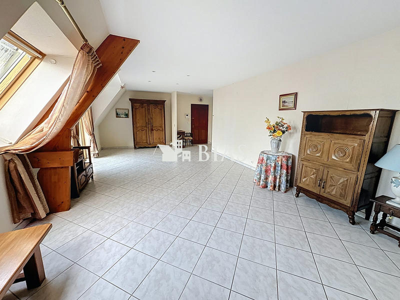 Appartement - 87 m² - 4 pièces