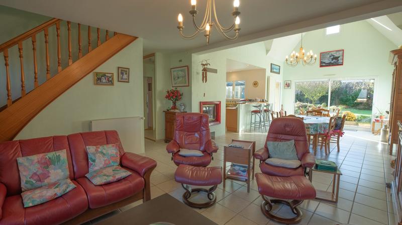 Maison - 139 m² - 7 pièces