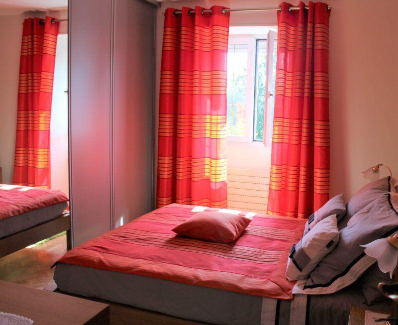 Maison - 230 m² - 6 pièces