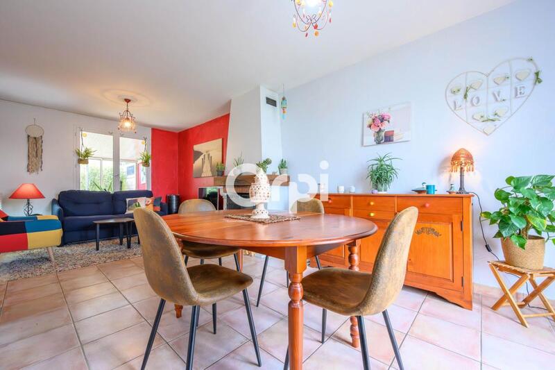 Maison - 96 m² - 4 pièces
