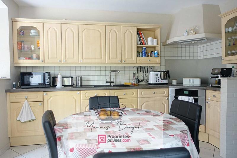 Maison - 152 m² - 7 pièces