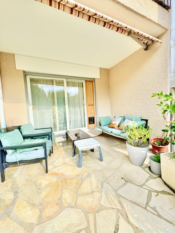 Appartement - 85 m² - 3 pièces