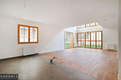 Maison - 158 m² - 7 pièces