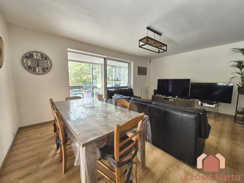 Appartement - 81 m² - 3 pièces