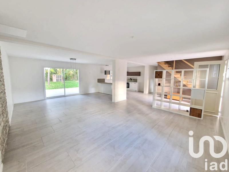 Maison - 160 m² - 8 pièces