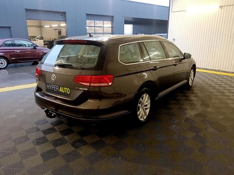 Volkswagen Passat Sw 1.6 Tdi 120 Bmt Dsg7 Confortline