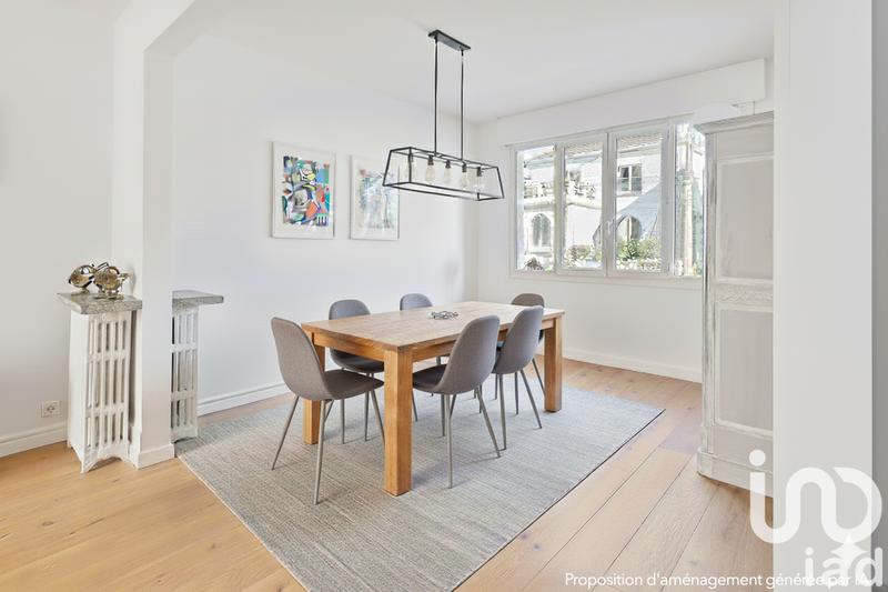 Maison - 204 m² - 8 pièces