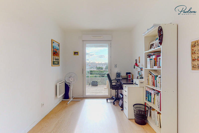 Appartement - 81 m² - 4 pièces