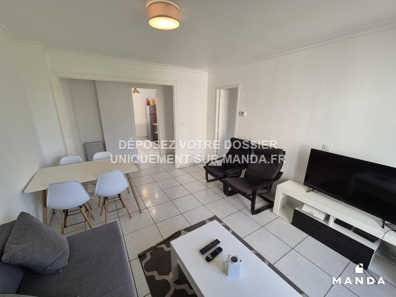 Chambre - 10 m² - 4 pièces