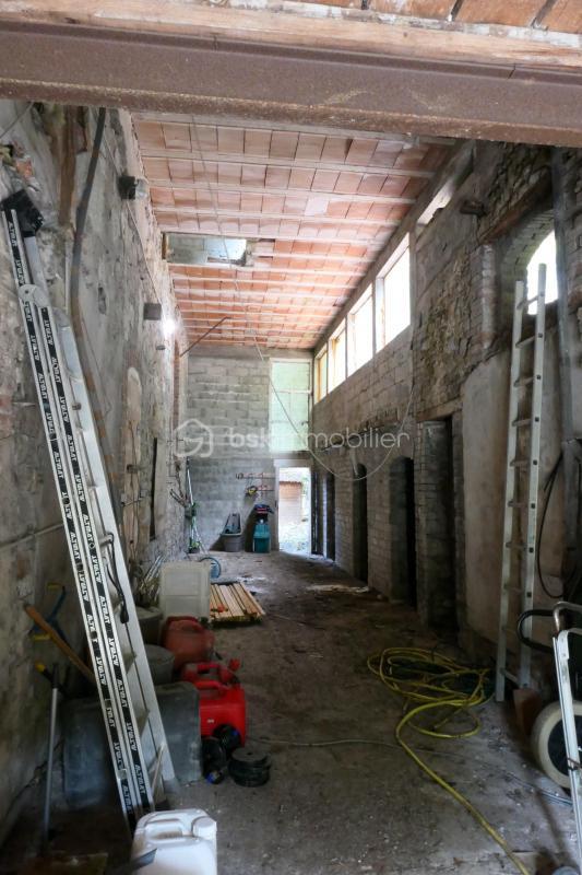 Propriété - 161 m² - 10 pièces