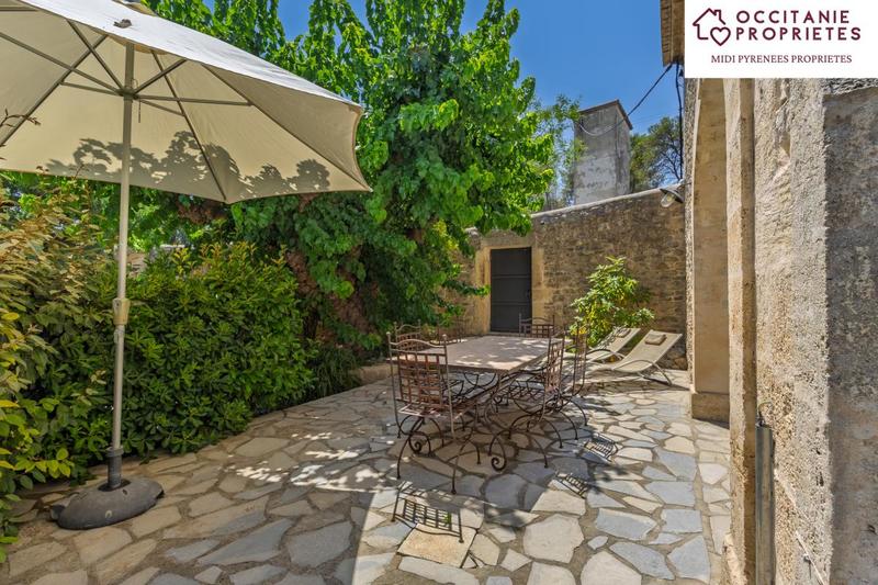 Propriété - 366 m² - 13 pièces