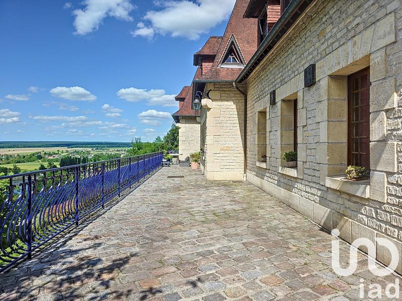 Maison - 350 m² - 8 pièces