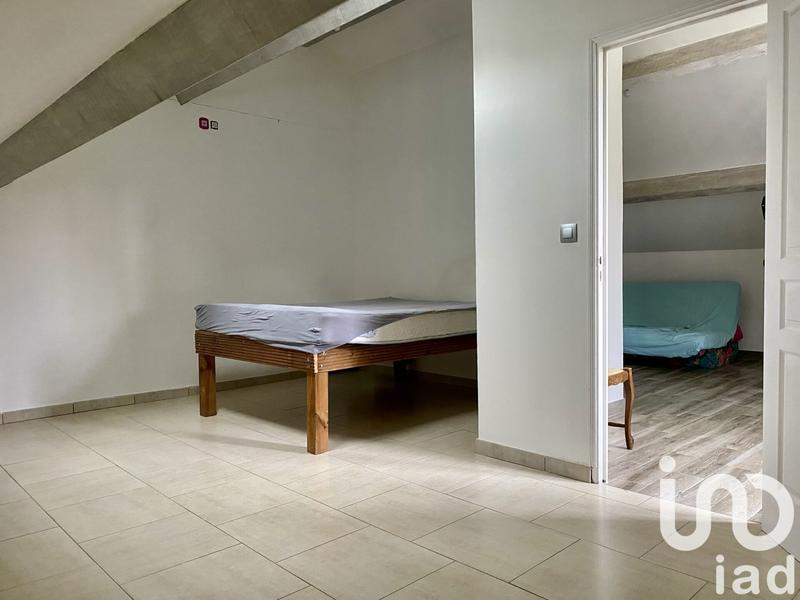 Maison - 250 m² - 11 pièces